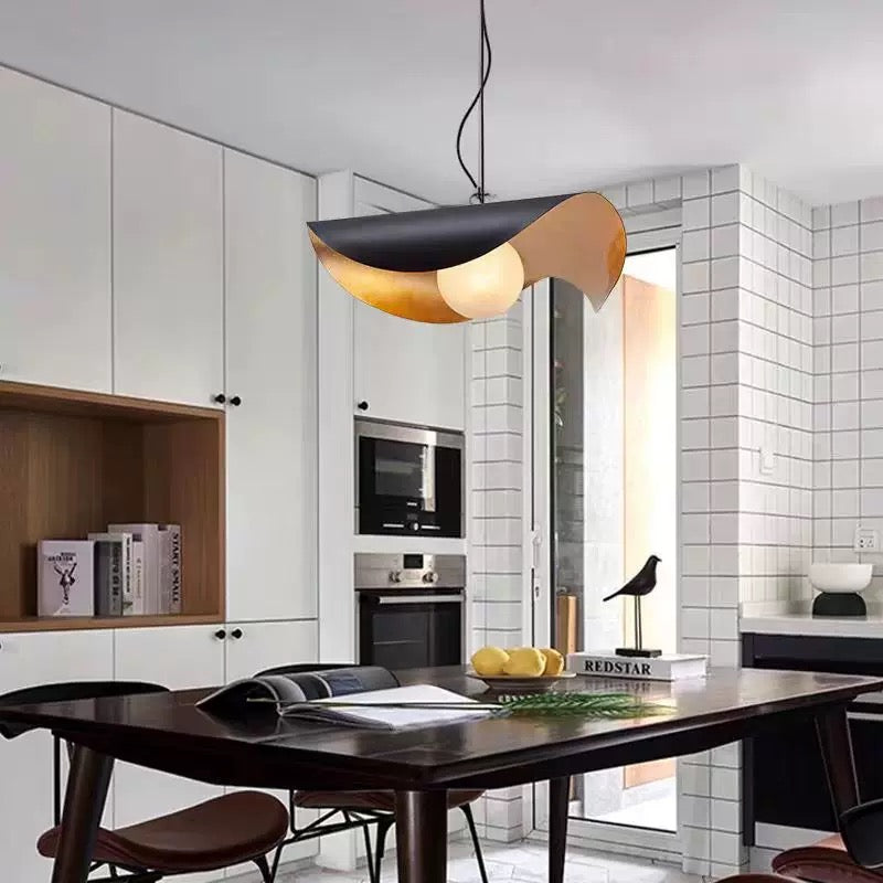 Wave Elegance Pendant Light