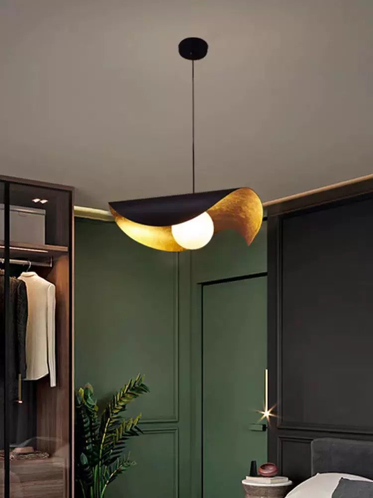 Wave Elegance Pendant Light
